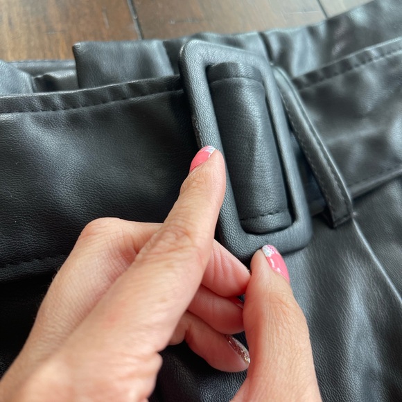 Faux Leather Shorts W/Belt - Picture 2 of 6